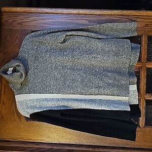 Athleta Color Block Turtleneck, hi-low Sweatee, Gray - XS